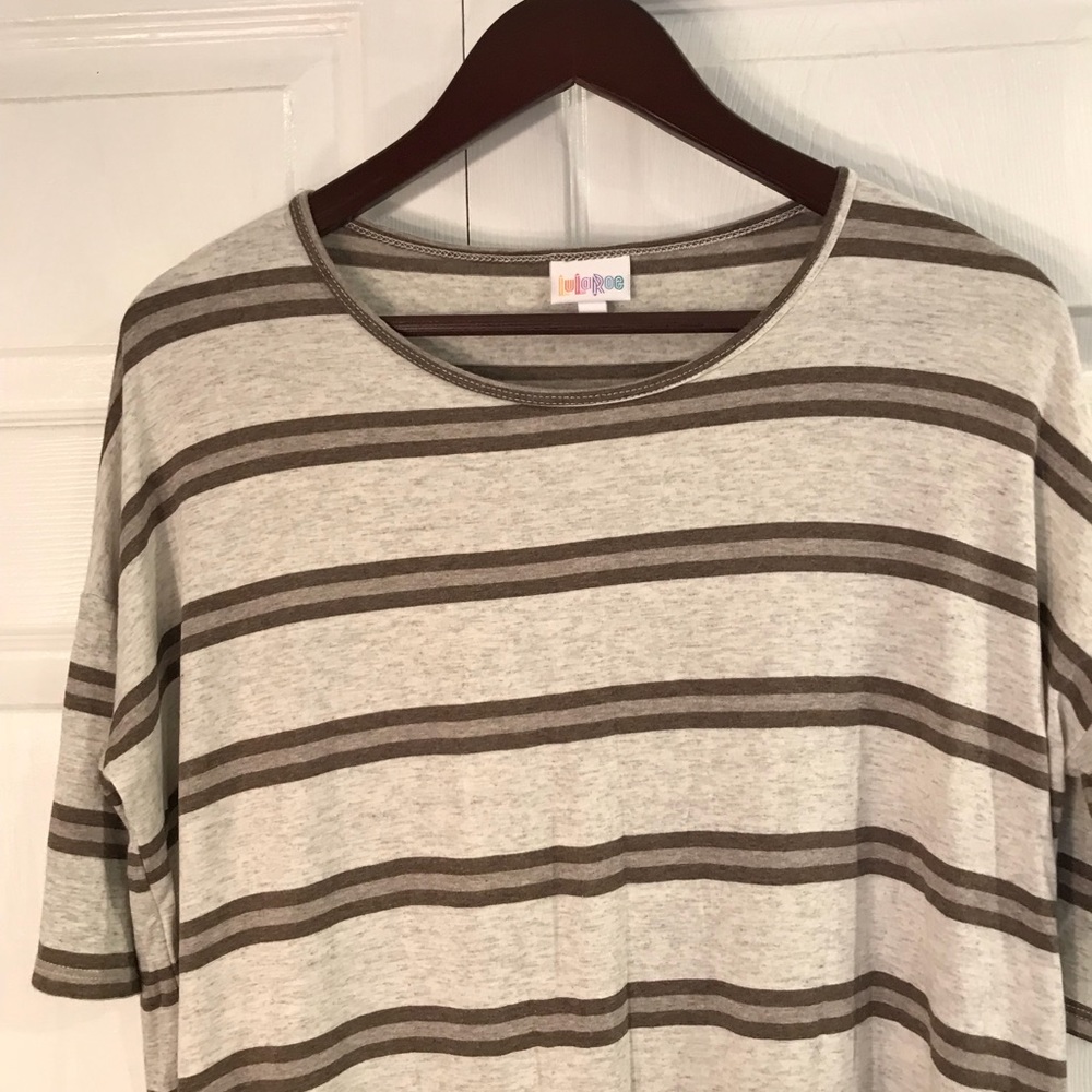 Lularoe short sleeve tunic